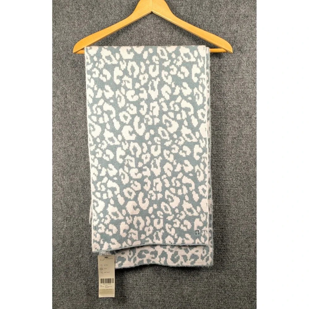 Sweaty Betty Animal Jacquard Scarf Blue Leopard Wool Blend SB7268 NWT